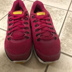 Nike lunarglide 4 LAF women’s size 8.